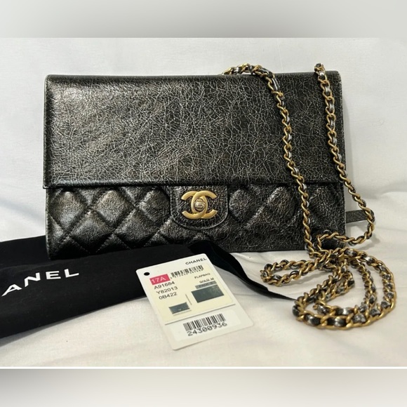 🔥RARE CHANEL METALIC CRACKLED CHAIN CLUTCH,CROSSBODY BAG - Picture 2 of 15